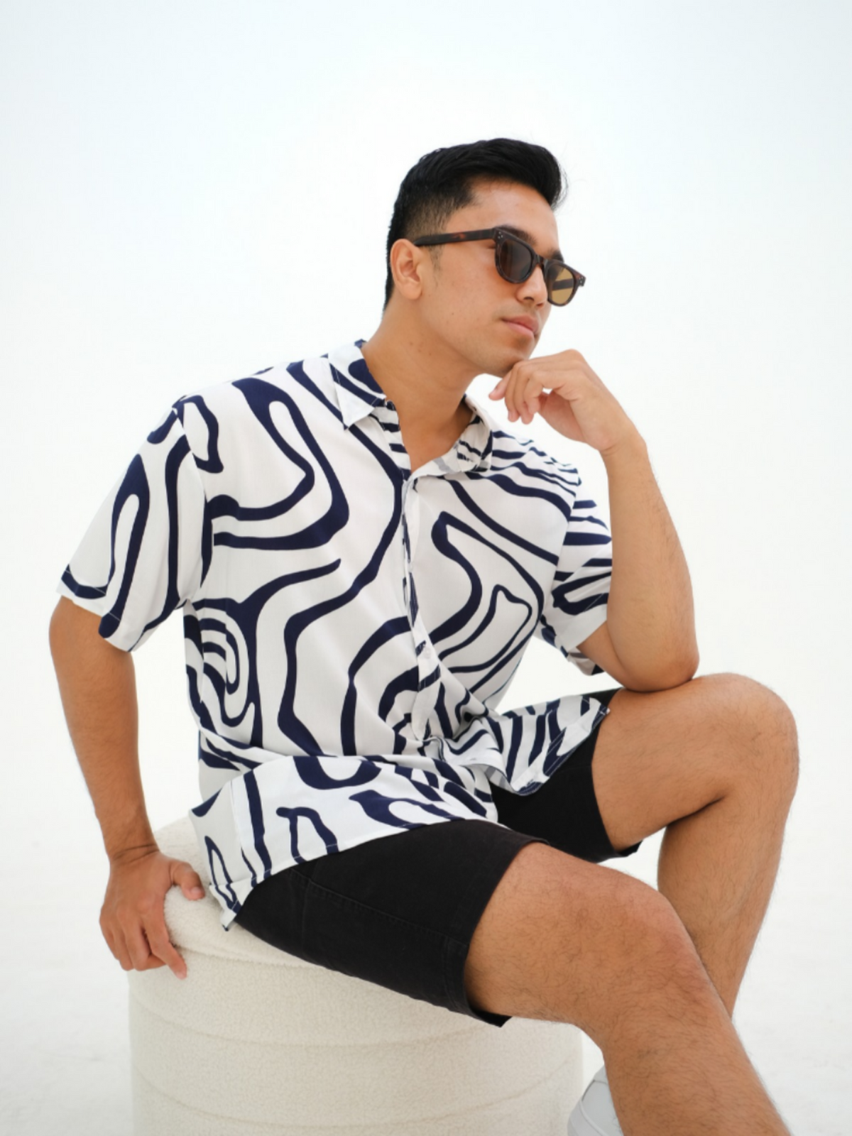 Mario Shirt - Maze Outline - Navy