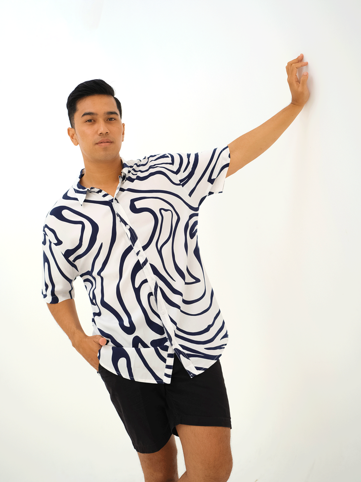 Mario Shirt - Maze Outline - Navy